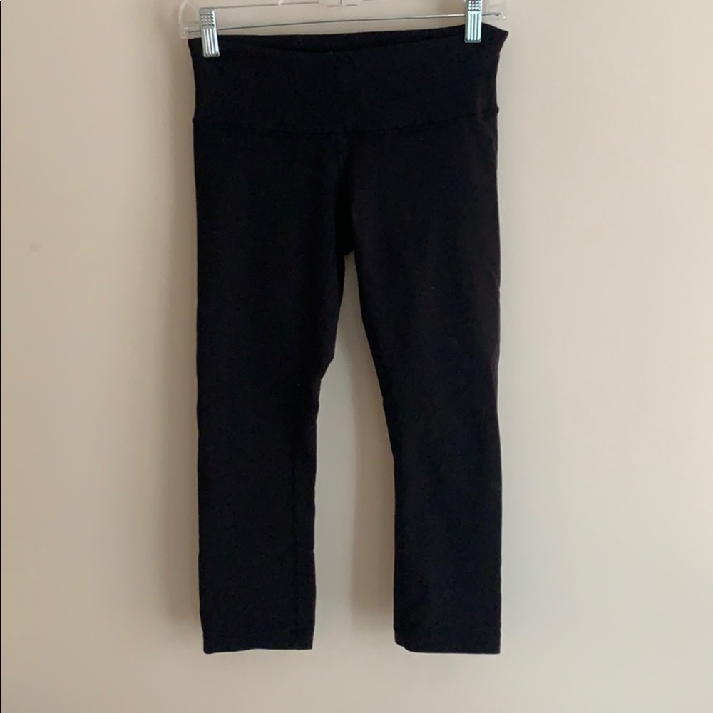 Lulu cropped leggings